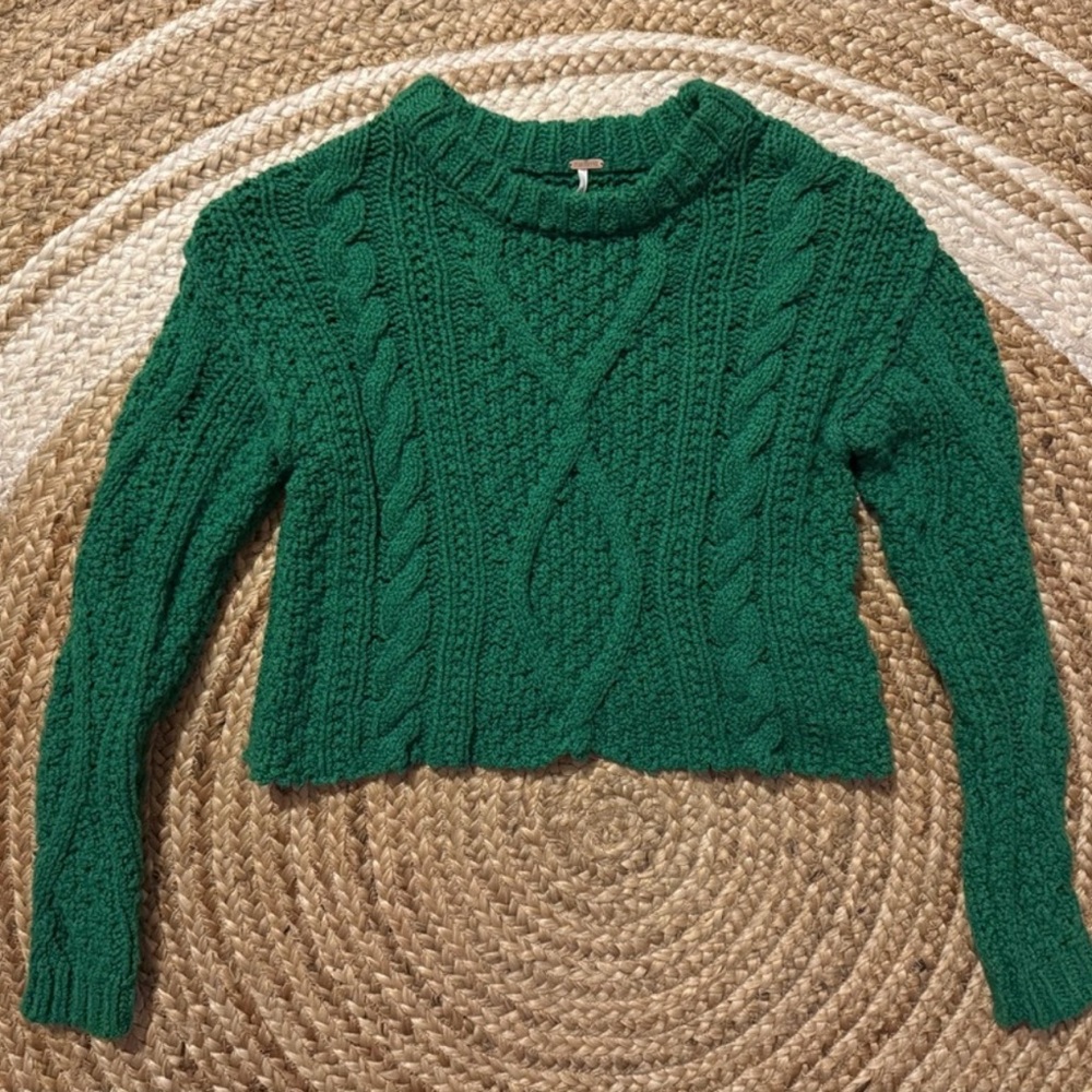 Free People Cutting Edge Cable Knit Sweater XS Emerald Cabincore Cozy Ireland - Picture 3 of 5